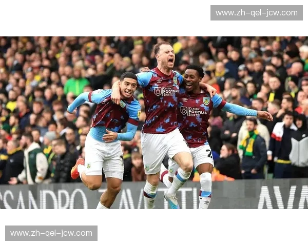 英冠赛事访谈：穿过汗水，看见英雄的日常